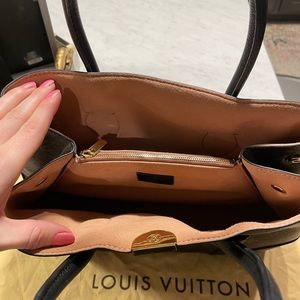 Louis Vuitton Purse
